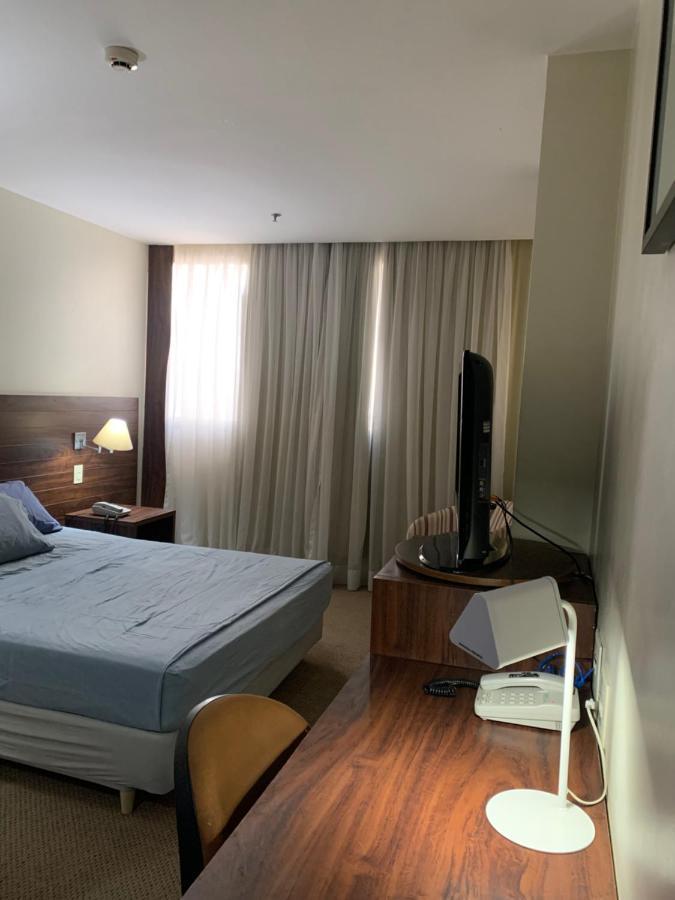 Flat em Hotel Padrão com valor Acessível Taguatinga Exterior foto