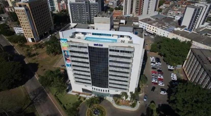 Flat em Hotel Padrão com valor Acessível Taguatinga Exterior foto